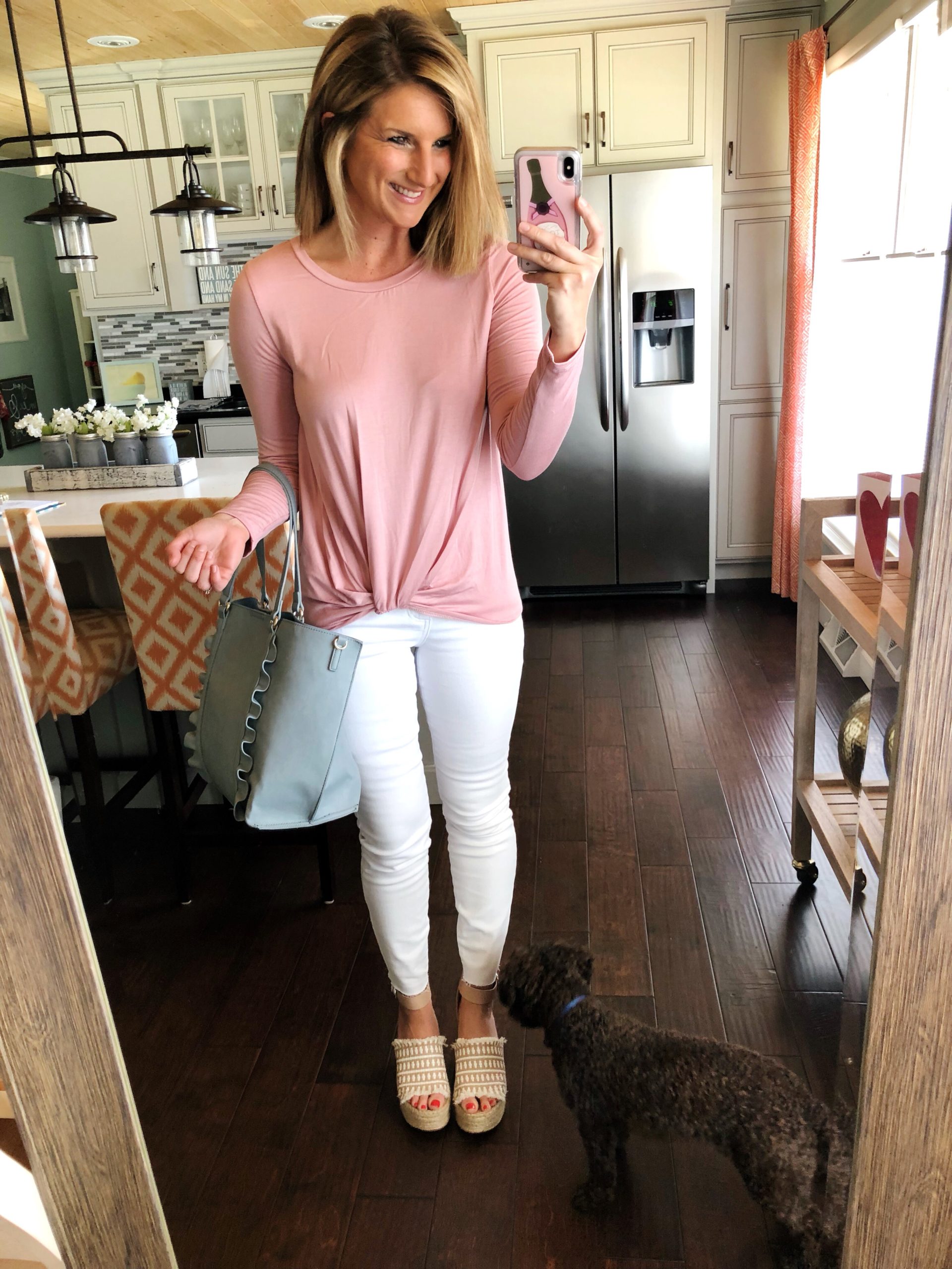 Twist Hem Top + White Skinny Jeans + Espadrille Sandals // Spring Fashion