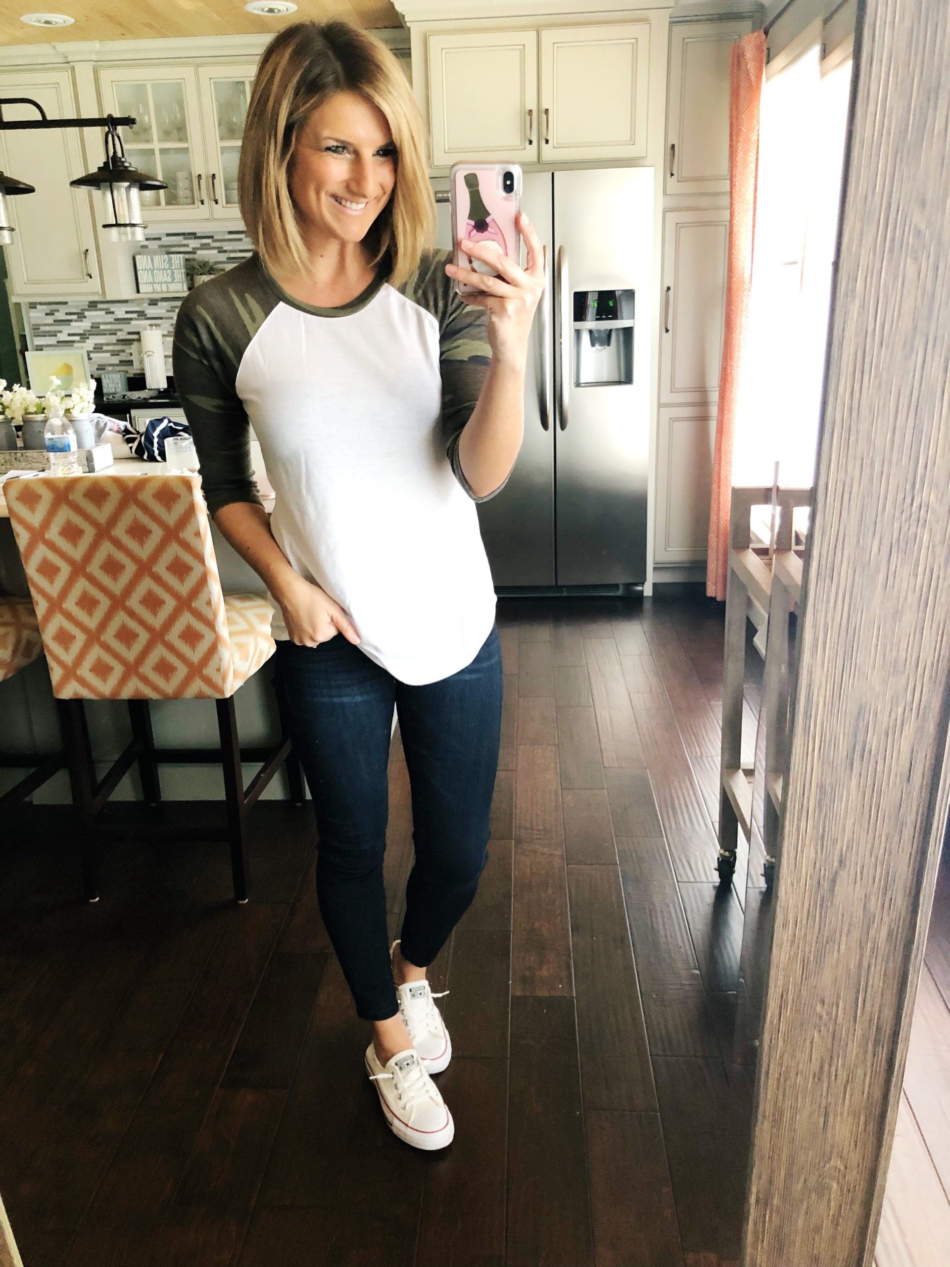 Baseball Top + Jeggings + Converse Shoreline Sneakers // Casual Spring Outfit 