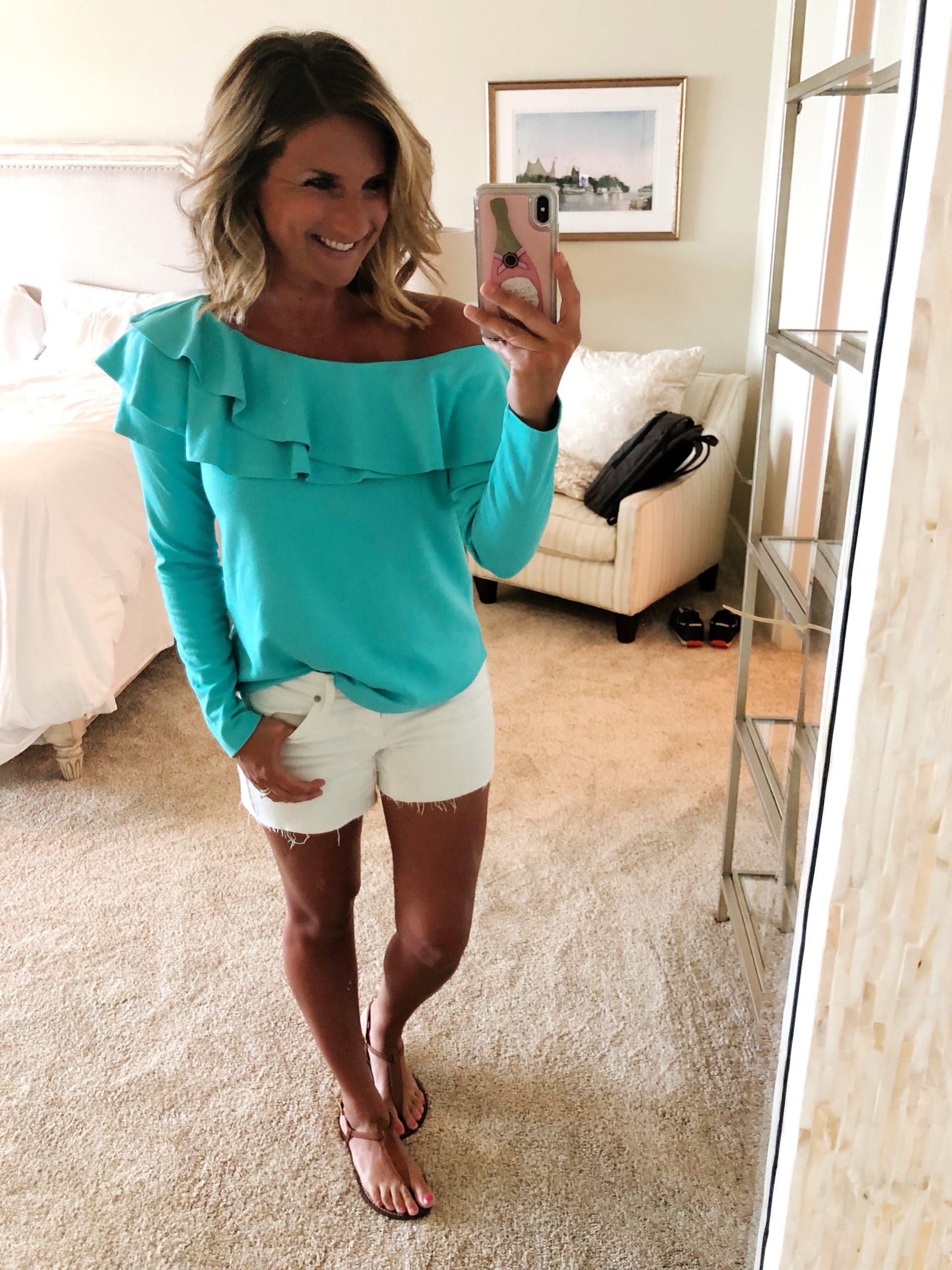 Date Night Outfit Inspiration // What to Wear on Date Night // Ruffle One Shoulder Top + White Shorts + Sandals // Summer Fashion