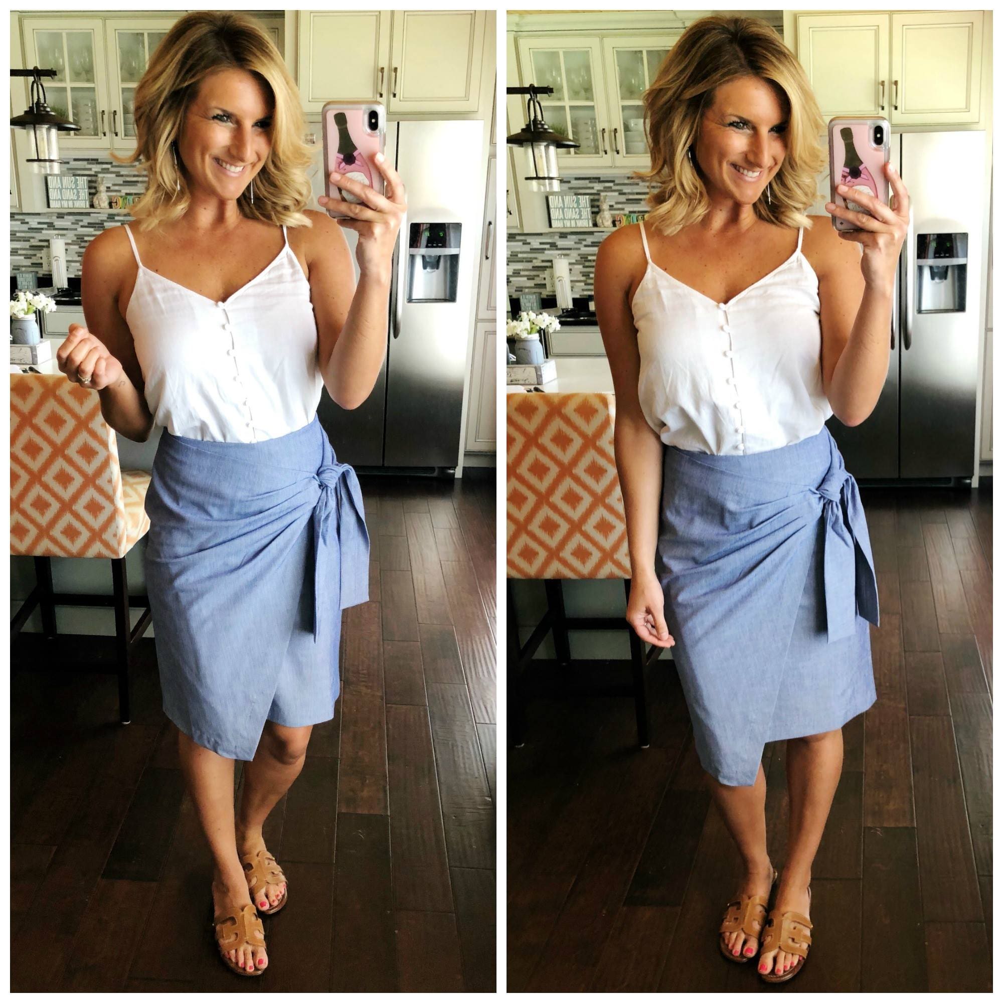 Business Casual Outfit // What to Wear to Work // Button Up Camisole with a Pencil Skirt and Slide Sandals // How to Tuck a Top into a Skirt